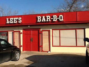 Exterior - Lee's Hickory Smoked Bar-B-Q in Haslet, TX Barbecue Restaurants