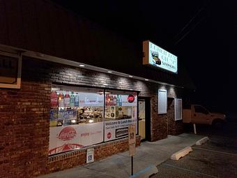 Exterior - Lunch Box on 9 in Waretown, NJ Delicatessen Restaurants
