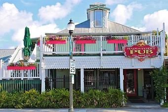Exterior: Front view of the Pub - Mainstreet Pub in Historic Downtown Melbourne - Melbourne, FL Pubs