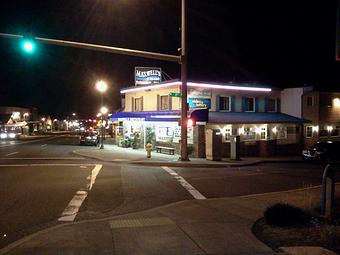 Exterior - Maxwell's At the Coast in Lincoln City, OR Food & Beverage