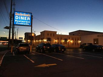 Exterior - Meadowlands Diner in Carlstadt, NJ Diner Restaurants