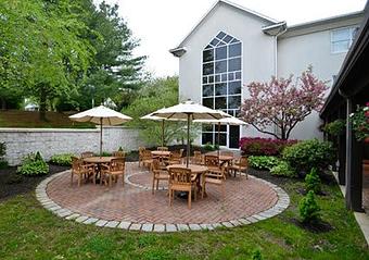 Exterior - Mendenhall Inn Restaurant - Kennett Pike in Mendenhall, PA American Restaurants