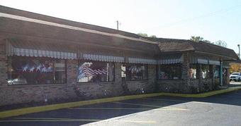 Exterior - Miraz Restaurant in Kenosha, WI American Restaurants