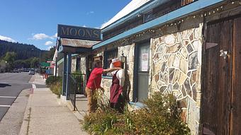 Exterior - Moon's Restaurant in Downtown Quincy - Quincy, CA Italian Restaurants