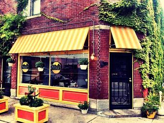 Exterior - Mudgie's Deli in Detroit, MI Delicatessen Restaurants