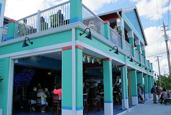 Exterior - Mulligan's Beach House Bar & Grill Jensen Beach in Jensen Beach, FL American Restaurants