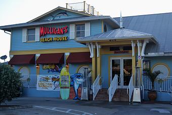 Exterior - Mulligan's Beach House Bar & Grill Sebastian in Sebastian, FL American Restaurants