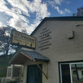 Exterior - Nancy's Elkhorn Family Lodge in Elk Creek, CA American Restaurants