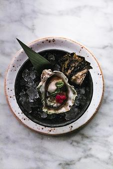 Exterior - Naoki Sushi in Lincoln Park - Chicago, IL Sushi Restaurants