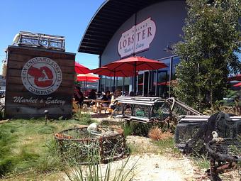 Exterior - New England Lobster Market & Eatery in Burlingame, CA Seafood Restaurants