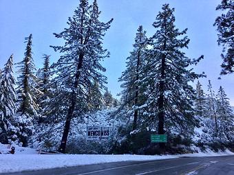Exterior - Newcomb's Ranch in La Cañada Flintridge, CA American Restaurants