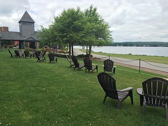 Exterior - O Steaks & Seafood in Laconia, NH Seafood Restaurants