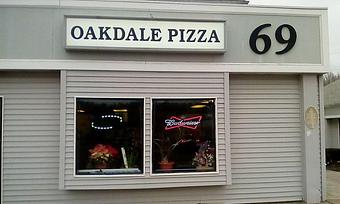 Exterior - Oakdale Pizza in Wallingford, CT Pizza Restaurant Exterior - Oakdale Pizza in Wallingford, CT Pizza Restaurant