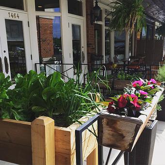 Exterior - Oakleys Bistro in Greenbriar - Indianapolis, IN American Restaurants