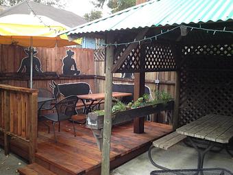 Exterior - Pack Jack Barbecue in Sebastopol, CA American Restaurants