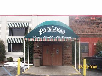 Exterior - Pete's Garage in Monroe, MI American Restaurants