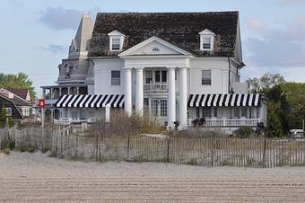 Exterior - Peter Shields Inn & Restaurant in Cape May, NJ American Restaurants