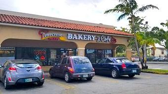 Exterior - Pinecrest Bakery - Sweetwater in Miami, FL Bakeries