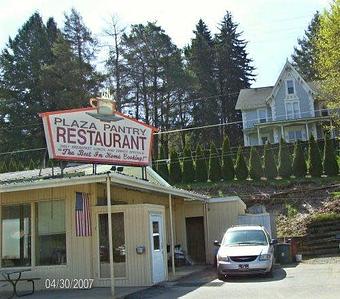 Exterior - Plaza Pantry in East Brady, PA American Restaurants