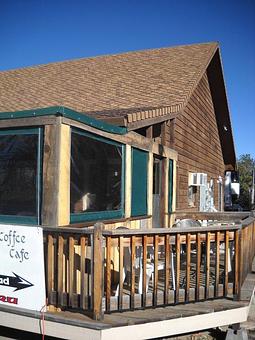 Exterior - R & R Coffee Cafe in Colorado Springs, CO American Restaurants