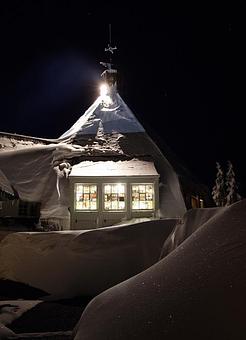 Exterior - Ram’s Head Bar - Ski Area in Timberline Lodge - Timberline Lodge, OR American Restaurants