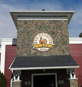 Exterior - Red Rooster Cafe in Beaufort, SC American Restaurants
