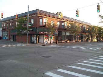 Exterior - Rinaldi Pizza & Sub Shop in Grand Rapids, MI Pizza Restaurant