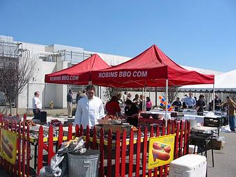 Exterior - Robin's Woodfire BBQ in Pasadena, CA Barbecue Restaurants