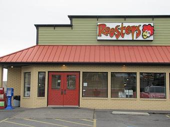 Exterior - Roosters Restaurant in Pendleton, OR American Restaurants
