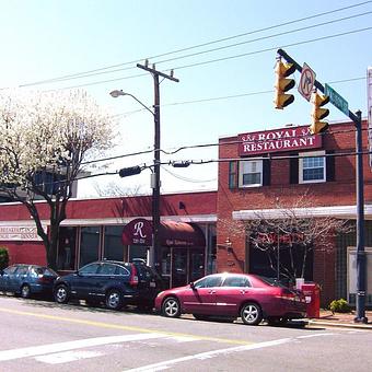 Exterior - Royal Restaurant in Alexandria, VA American Restaurants