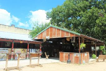 Exterior - Running M Bar & Grill in Gonzales, TX American Restaurants