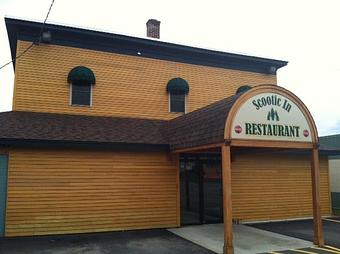 Exterior - Scootic In Restaurant in Downtown - Millinocket, ME Pizza Restaurant