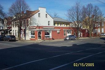 Exterior - Slugger's Pizzeria in Lancaster, PA Pizza Restaurant