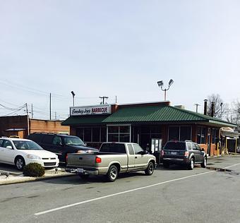 Exterior - Smokey Joe's BBQ in Lexington, NC Barbecue Restaurants
