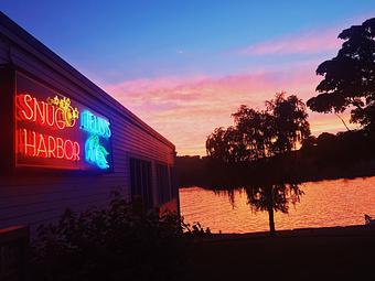 Exterior - Snug Harbor in Grand Haven, MI Bars & Grills