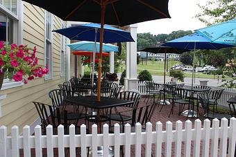 Exterior - Solun Bar and Tapas in Woodbridge, CT Bars & Grills
