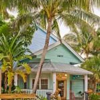 Exterior - Squid Lips in Melbourne, FL Seafood Restaurants