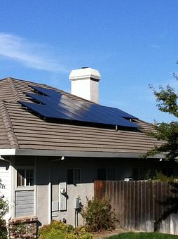 Exterior - SUNPOWER by Hooked on Solar in In the Raley's shopping center - Lincoln, CA Business Services