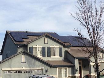 Exterior - SUNPOWER by Hooked on Solar in In the Raley's shopping center - Lincoln, CA Business Services