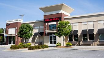 Exterior - Taco Mac East Roswell in Alpharetta, GA American Restaurants