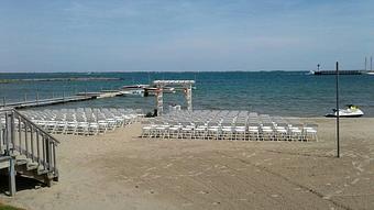 Exterior - Tawas Bay Beach Resort in East Tawas, MI Resorts & Hotels