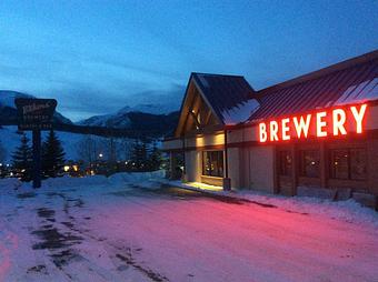 Exterior - The Bakers' Brewery in Silverthorne, CO Bakeries