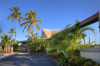Exterior - The Boathouse On Naples Bay in Naples, FL Seafood Restaurants
