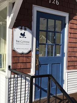 Exterior - The Cottage in Flagstaff, AZ French Restaurants