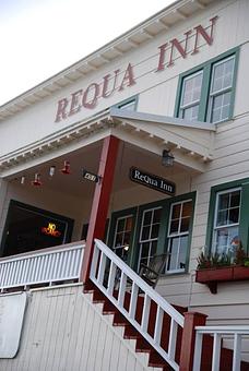 Exterior - The Historic Requa Inn in Klamath, CA American Restaurants