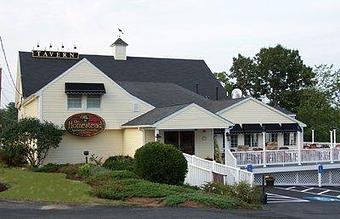 Exterior - The Homestead in Merrimack, NH American Restaurants