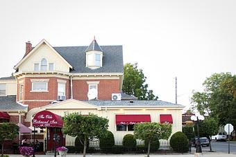 Exterior - The Old Richmond Inn Restaurant in Richmond, IN American Restaurants