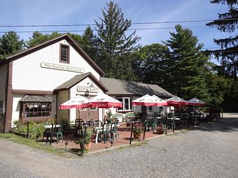 Exterior - The Vanilla Bean Caf in Pomfret Center, CT Hamburger Restaurants