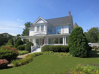 Exterior - The Victoria Inn Bed & Breakfast and Pavilion in Hampton, NH Bed & Breakfast