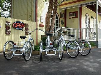 Exterior - The Widow's Walk Ice Creamery & Bicycle Rentals in Clarksville, IN American Restaurants